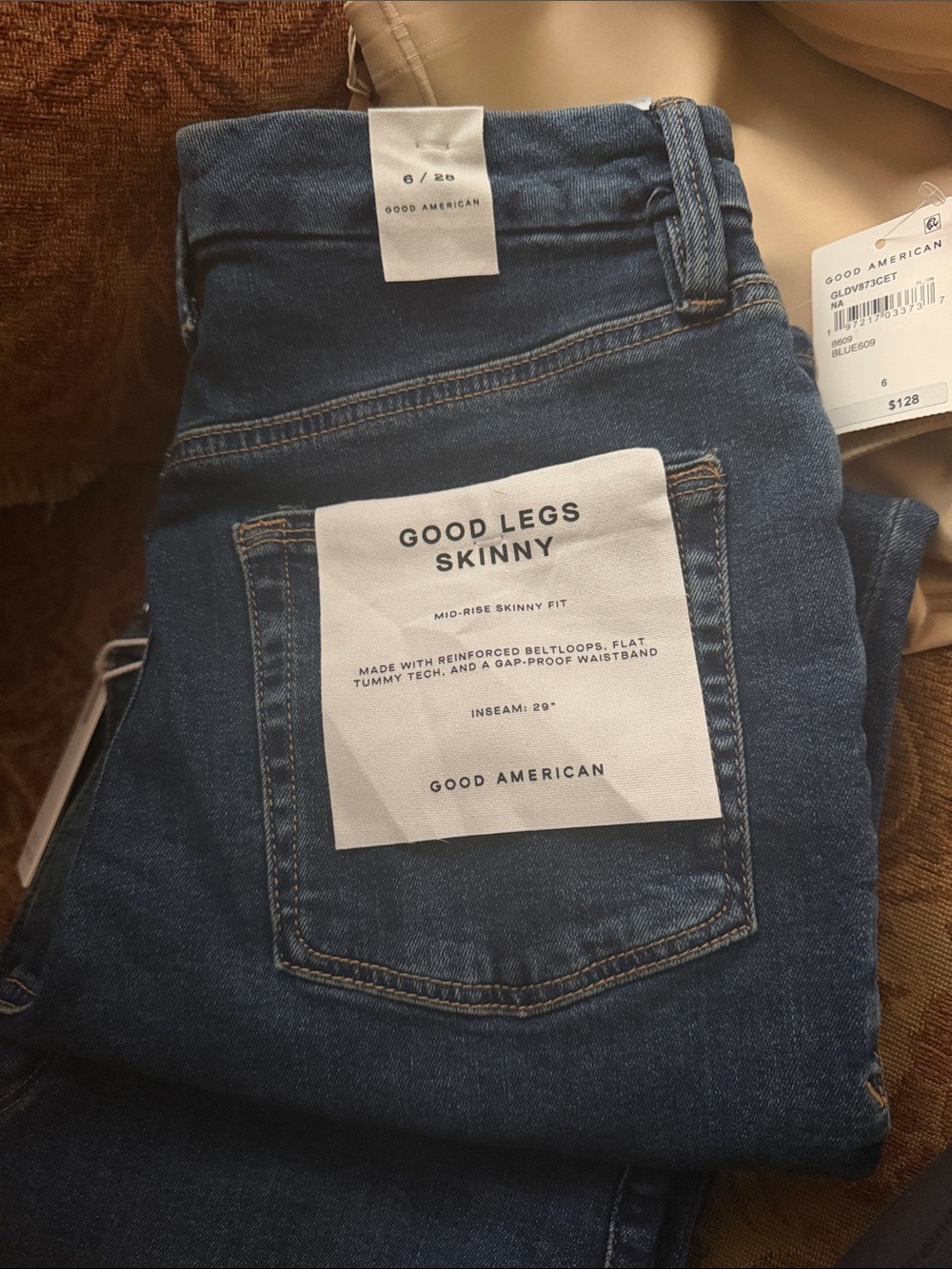 Good American Good Legs Skinny Jeans in Dark Blue Denim